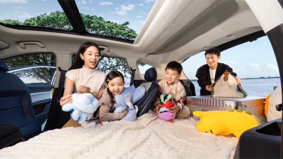 9.98-14.98万元  大七座电混SUV  Z6尊龙凯时X8 E家正式上市1233.png